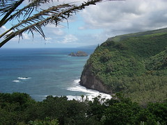 Pololu Valley (from the hike)