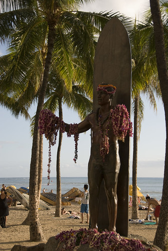 Duke Kahanamoku Statue in Waikiki