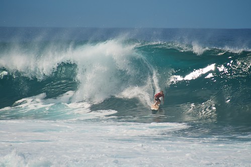 Ehukai Beach Park - Banzai Pipeline