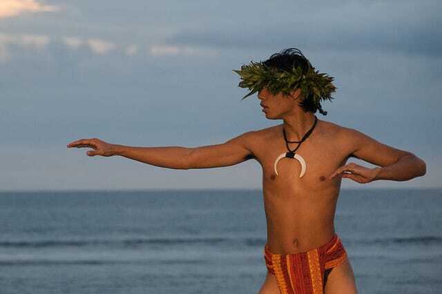 Male Hawaiian Hula Dancer