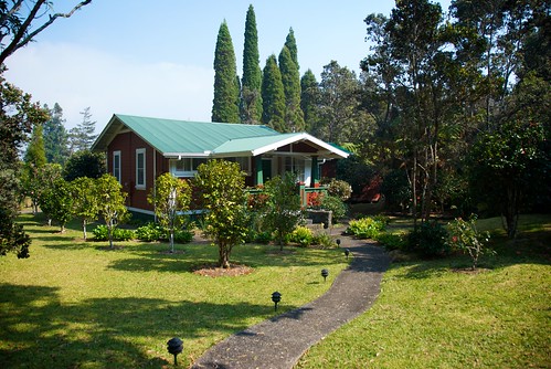 Teapot Cottage in Volcano, HI