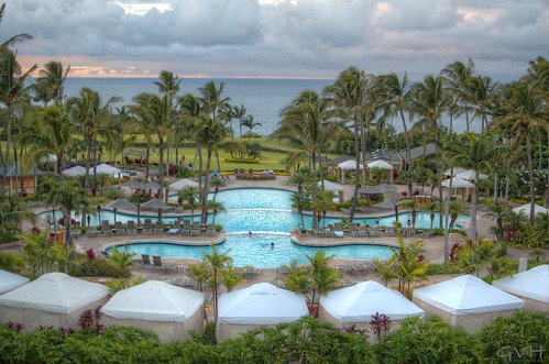 Cascading, three-tiered pool and ocean view Ritz-Carlton Kapaluaat