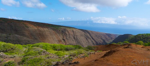 Maunalei Gulch