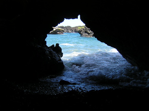 Wainapanapa State Park - Lava Tube