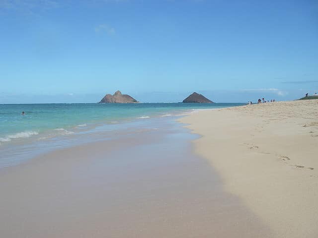 A view of the Mokulua Islands from Lanikai Beach